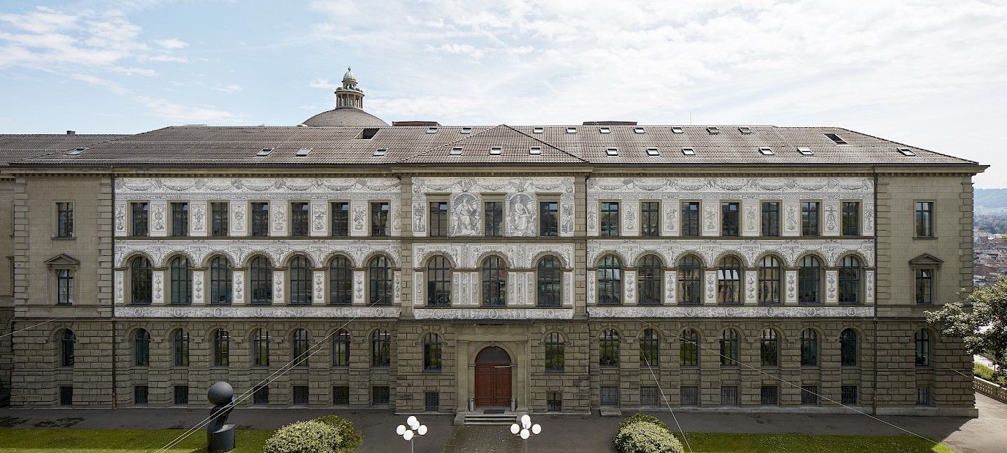 Public Tours: Ein Kunstrundgang