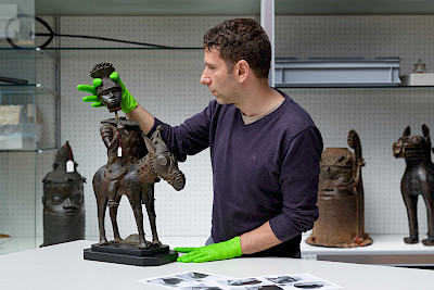 Benin Dues. Dealing with Looted Royal Treasures