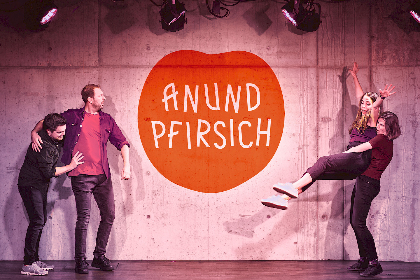 anundpfirsich – „Theatersport“