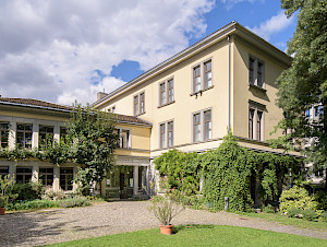 The Ethnographic Museum UZH in the Old Botanical Garden. Photo: Stefan Walter