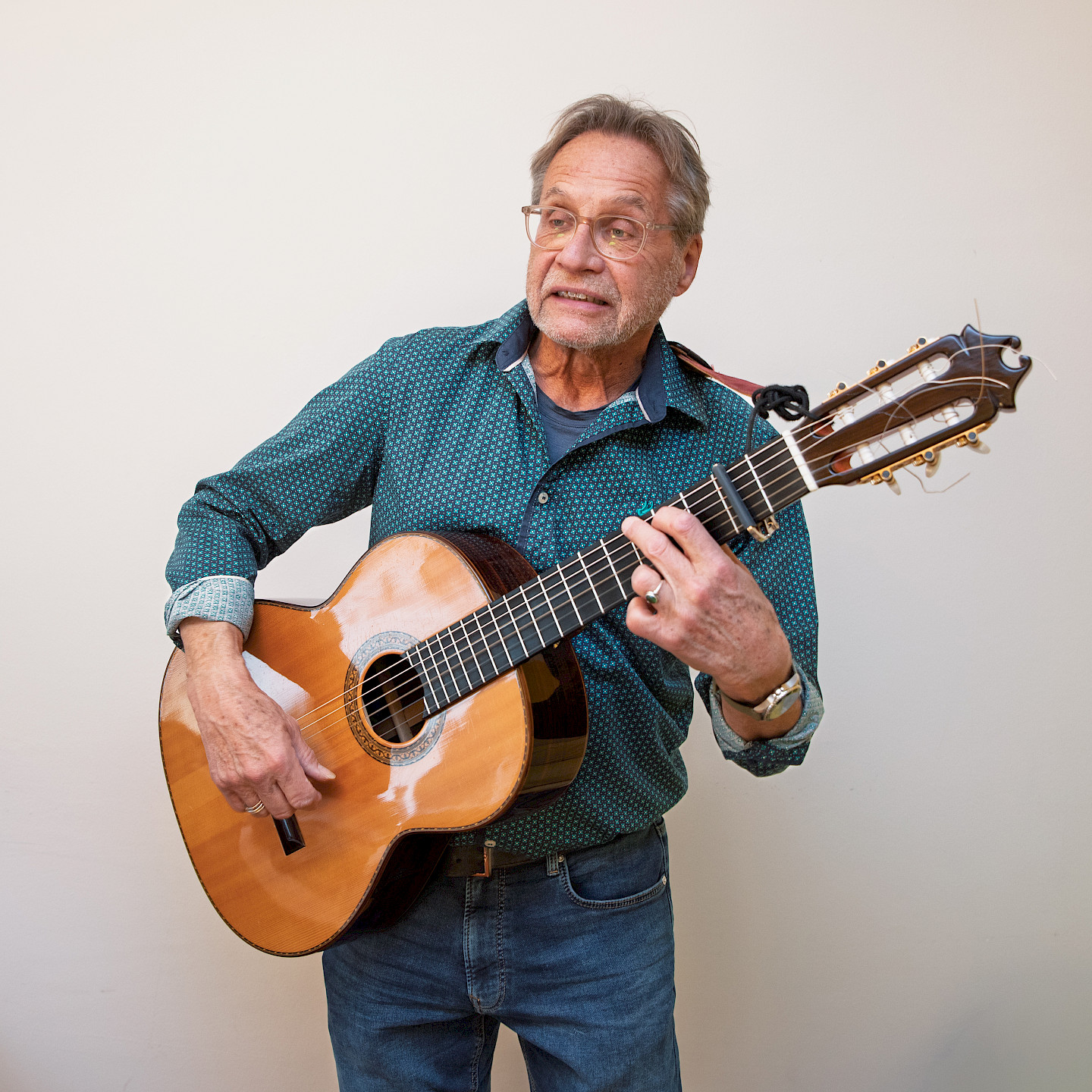 René Suter – Züritüütschi Mundartsongs für Gitarrä und Stimm