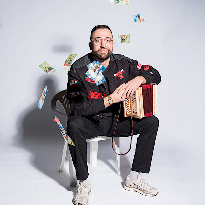 Sven Ivanic 'Luegemer sponti'